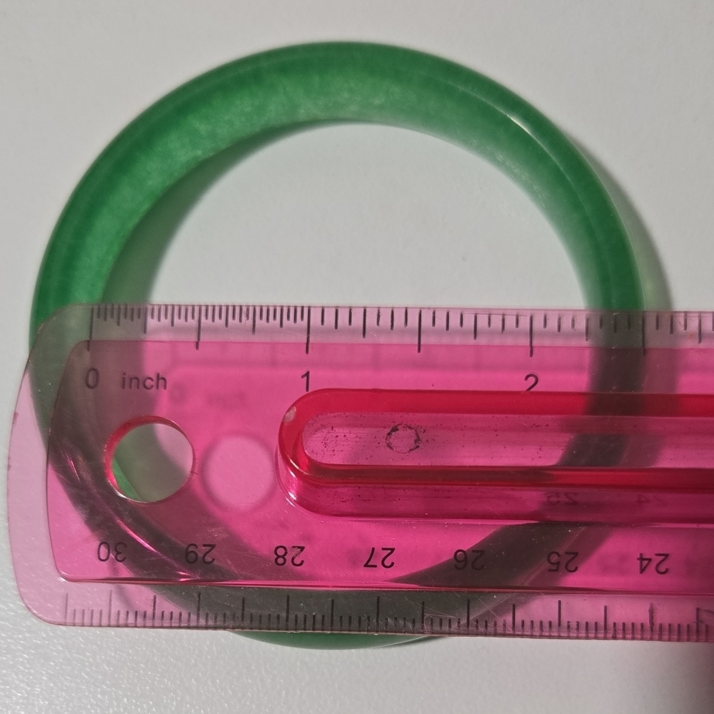 Green Jade-Style Bangle Bracelet - Women Jewelry - Picture 3 of 5